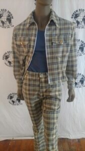 Mens Plaid Bells Suit  42 pants 34