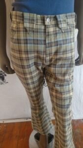 Mens Plaid Bells Suit  42 pants 34