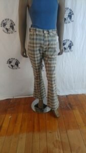 Mens Plaid Bells Suit  42 pants 34