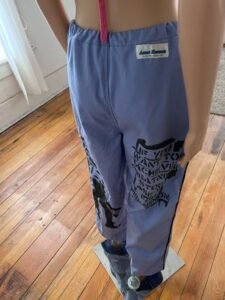 Achieve Greatness pants S