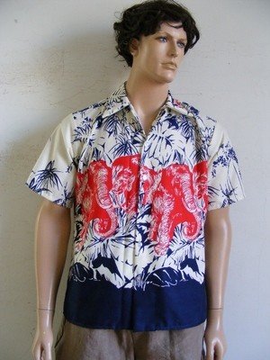 Mens Shirt Endangered Species Elephants L 