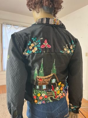 Embroidered Quilted Jacket M -L 