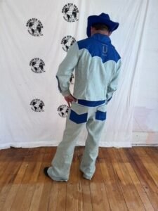 Mens Western Smiley 40 Suit Let'er Buck