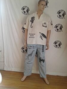 Mens Lt blue Endangered Species  Grafitti Pants  38 X 30 
