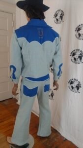 Mens Western Smiley 40 Suit Let'er Buck