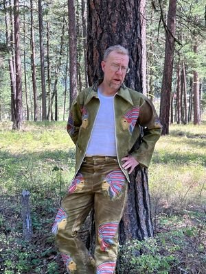 Chief Suit L-XL  airbrushed zip up