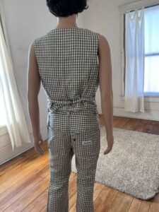 Silk Plaid vest suit 40-42  34W