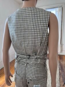 Silk Plaid vest suit 40-42  34W