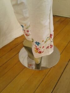 Womens Pants Embroidered Shoes W 28"