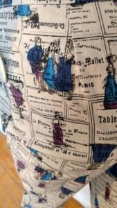 Edwardian French Print S -M  29" USA Capris 