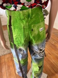 Men Airbrushed Endangered Species Pants 31
