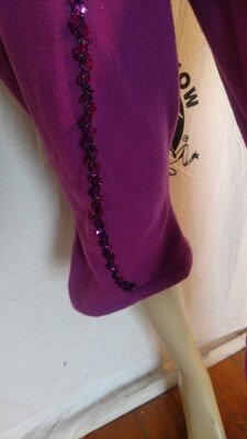 Sequin Fleece Capris Pants M w 30"