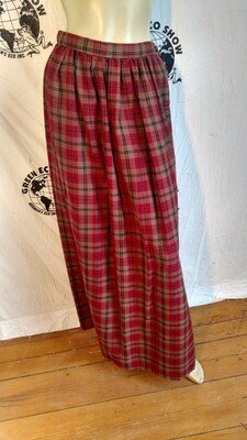 Plaid Old World Skirt 26" long USA