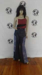 Womens bells Jeans 31 X 32  wide leg 